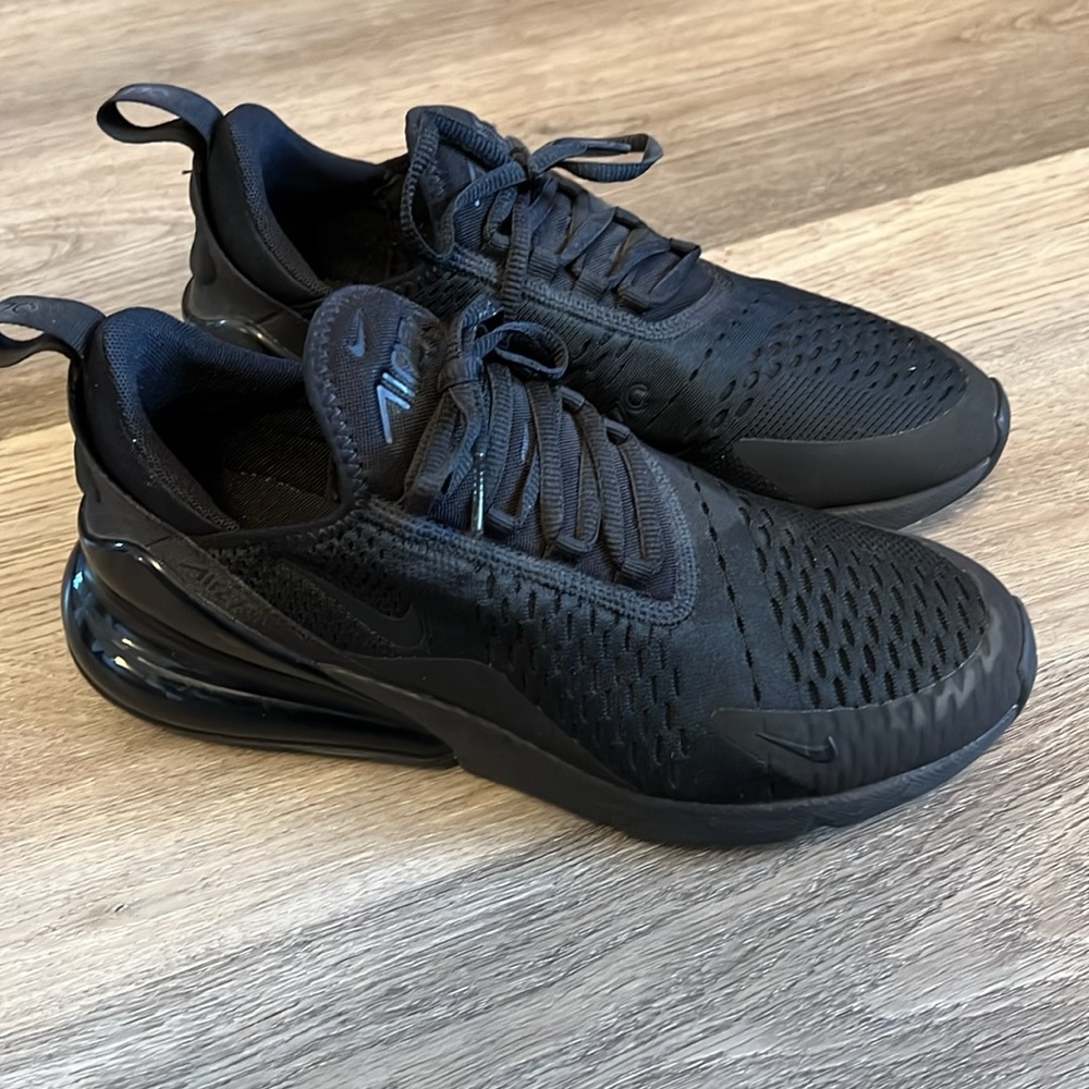 Nike Air Max 270, women’s, black size 9.5